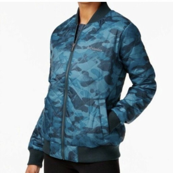 NWT! Women’s COLUMBIA Bomber Jacket / Lightweight Puffer UNIQUE Blue Camo - Picture 7 of 7